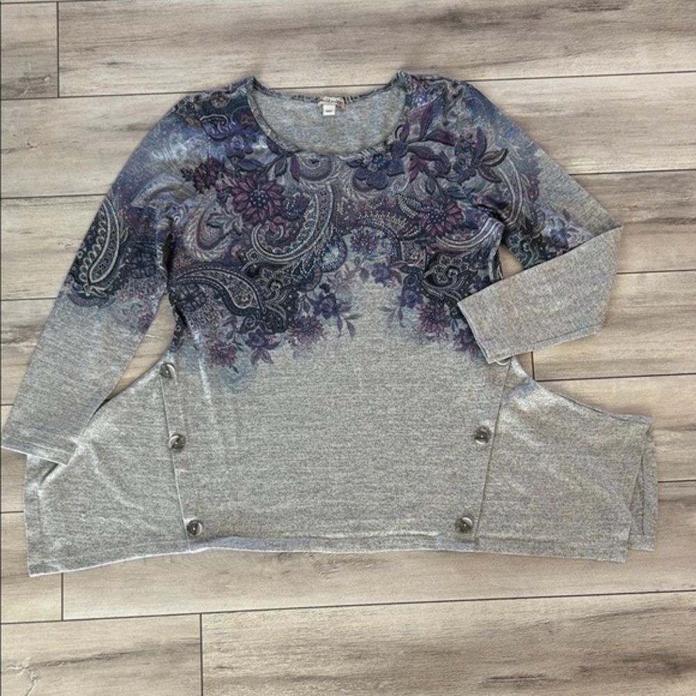 World Unity gray long sleeve paisley print thermal top shirt size XL